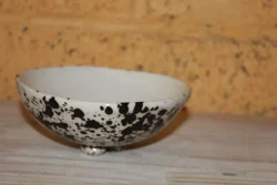 20240503 - Petite coupe projections noires Pied trois boules