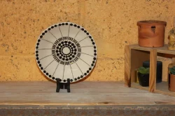 20241103 - Assiette à soupe décor points et traits